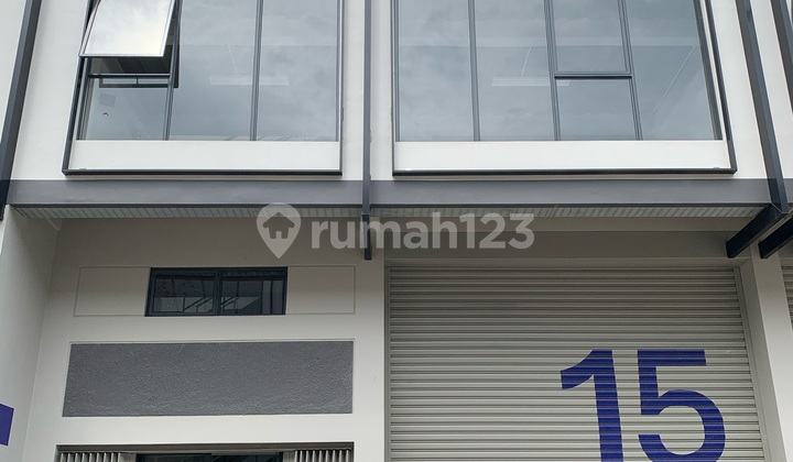 Duta Indah Starhub Warehouse 220m2 4 Floors Office Size 9x24.5m Duta Indah Starhub Warehouse 220m2 4 Floors Office Size 9x24.5m