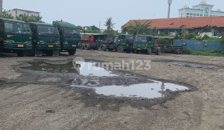 Land on Tugu Street, Plumpung Raya, North Jakarta, 2200m2, Strategic Location