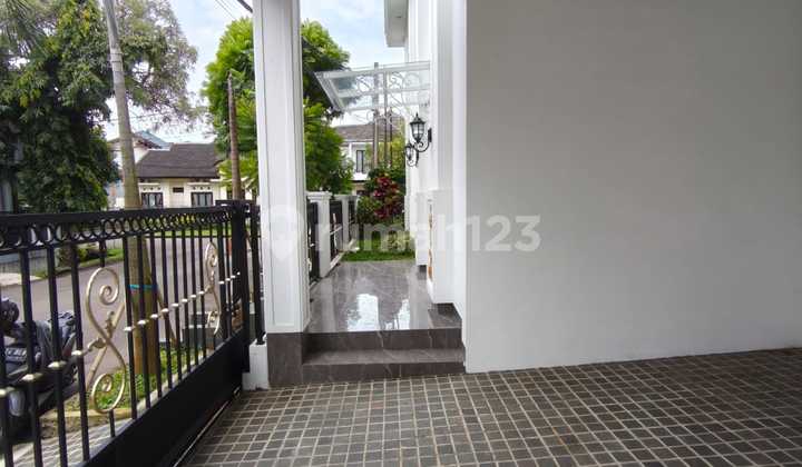 Rumah Mewah Hook Modern Classic di Rajawali Sektor 9 Bintaro Jaya 2