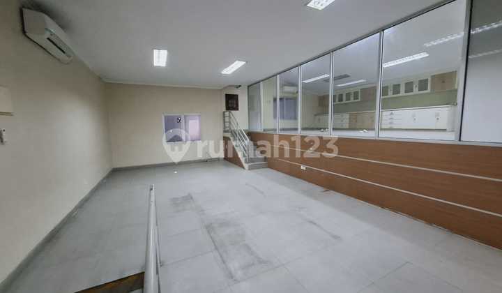 Gudang Kamal 397m2 Hgb Bagus Strategis Tidak Banjir Lb 545m2