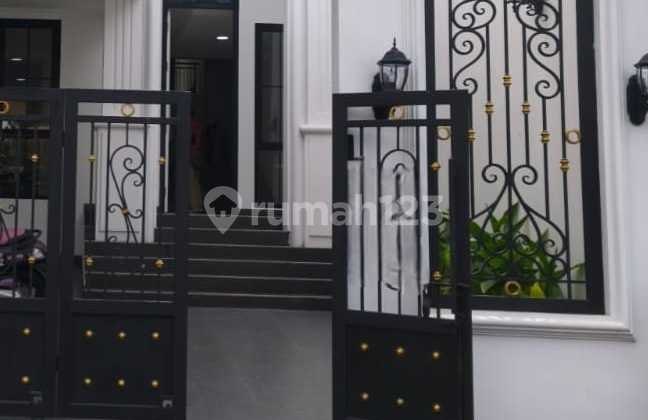 Rumah Brand New Modern Classic Sektor9 Bintaro Jaya 2