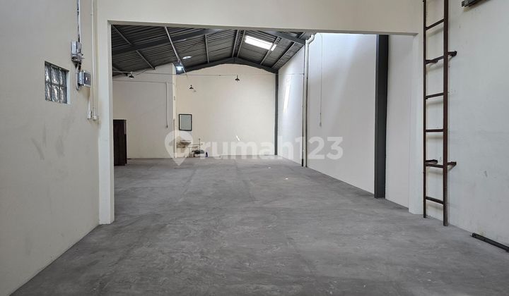 Cengkareng Bore Well Warehouse 180M2 Strategic Rare Cheap