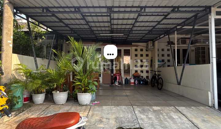Ready-to-Occupy House in Cibubur Country
