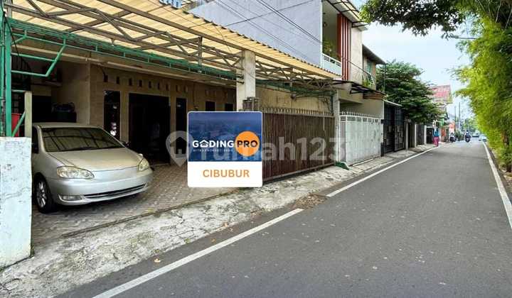 House in a Strategic Location in Tebet Timur, South Jakarta