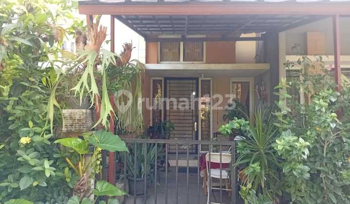 Rumah Depan Taman Siap Huni Di Bukit Golf Cibubur