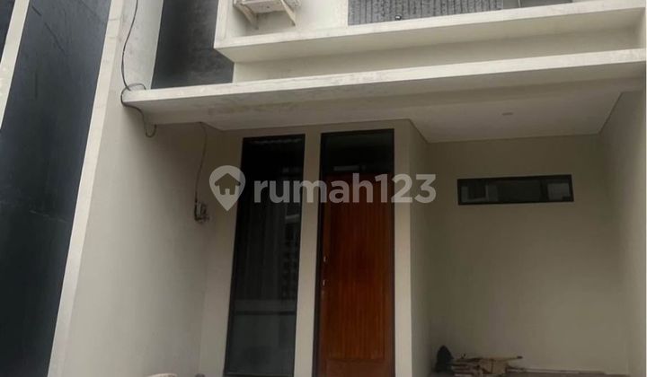 House Near Toll & LRT in Radar Auri Cibubur House Near Toll & LRT in Radar Auri Cibubur