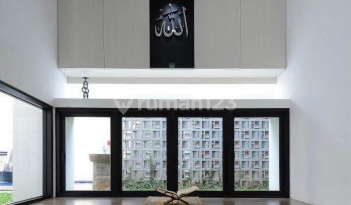 Rumah Ada Kolam Renangnya Kota Wisata Cibubur 2