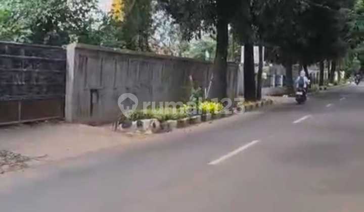 Land on the Side of the Road, Strategic Location in Cilangkap, East Jakarta