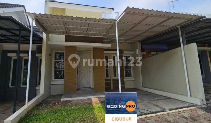 1.5-Story Renovated House in Legenda Wisata Cibubur 1.5-Story Renovated House in Legenda Wisata Cibubur