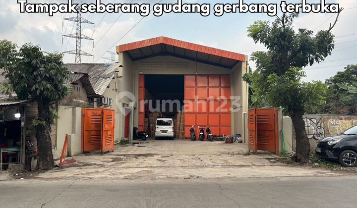 Warehouse for Sale in Wanaherang, Gunung Putri, Bogor. Warehouse in Wanaherang, SHM 387.0 m², Unfurnished. Warehouse for Sale in Wanaherang, Gunung Putri, Bogor. Warehouse in Wanaherang, SHM 387.0 m², Unfurnished.