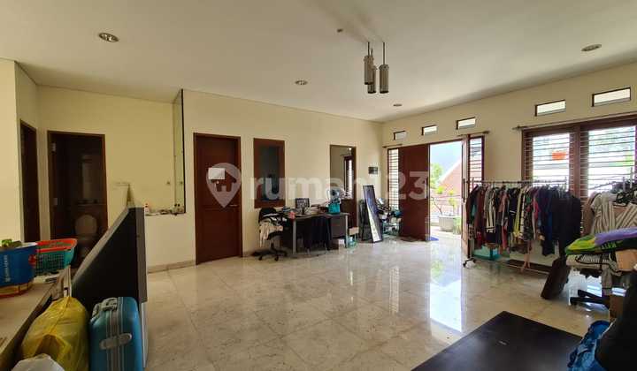 Dijual Rumah Gandeng 2 Jadi 1 di Kelapa Gading Siap Huni Kondisi Bagus