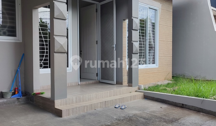 Rumah Disewakan Kondisi Baru Di Renovasi Di Villa Melati Mas 2
