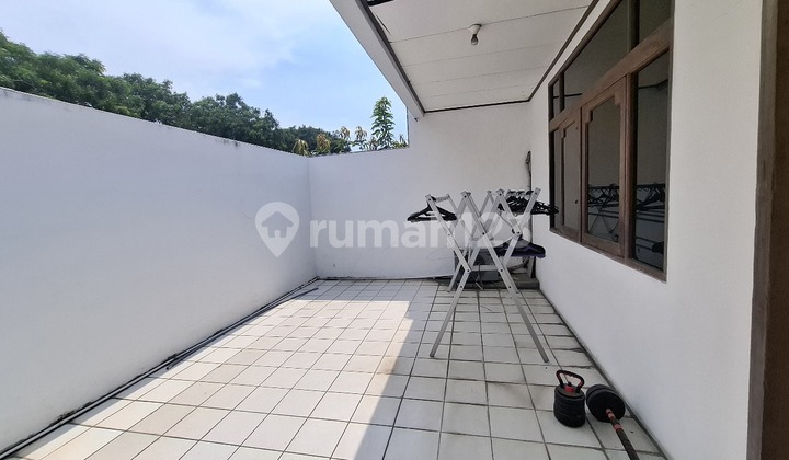 DIJUAL Rumah Tua PIK Pinisi Indah Standart Developer Semi Furnished 2