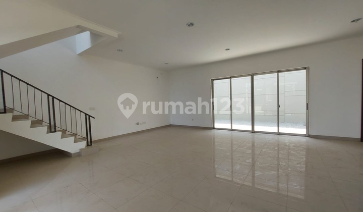 DIJUAL Rumah PIK 2 Hadap Timur Selatan 2