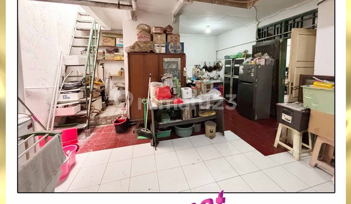 Dijual Rumah 1 1/4 Lantai Di Taman Surya 3 - Jakarta Barat 2