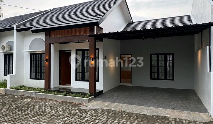 Dijual Rumah Cantik Siap Huni Lokasi Strategis