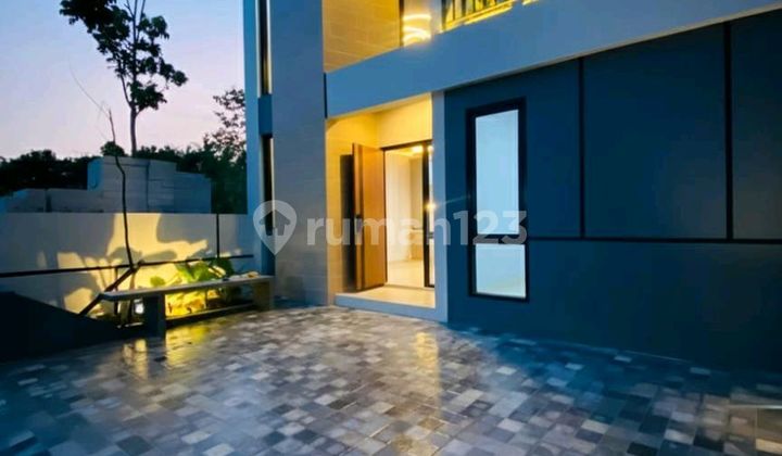 For Sale, Move-in Ready House in a Very Strategic Location