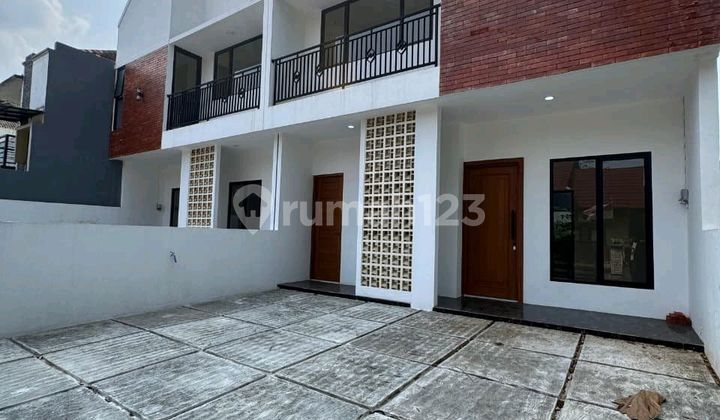 Dijual Rumah Cantik Lantai Dua Lokasi Strategis 2
