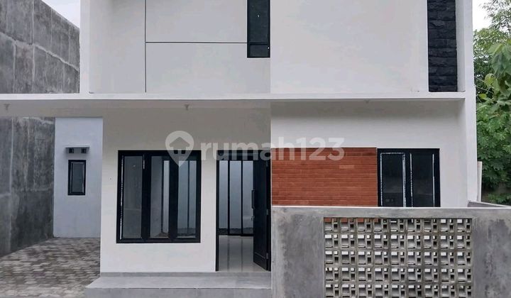 Dijual Rumah Cantik Siap Huni Lokasi Strategis Dijual Rumah Cantik Siap Huni Lokasi Strategis