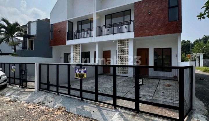 For Sale Beautiful Two-Story House in a Strategic Location For Sale Beautiful Two-Story House in a Strategic Location