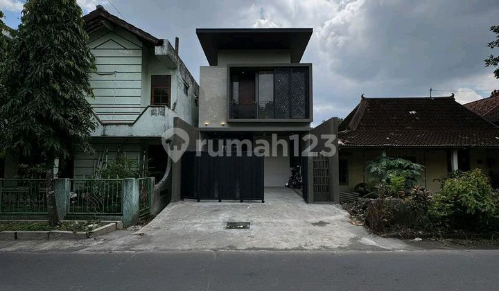 Dijual Rumah Siap Huni Lokasi Sangat Strategis  2