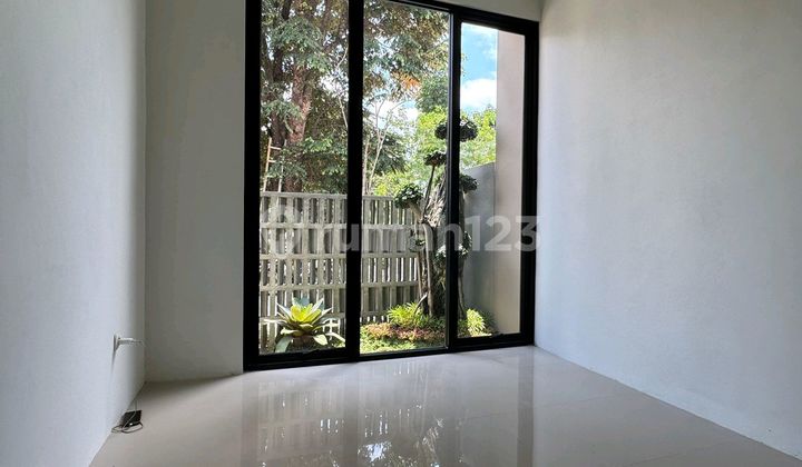 For Sale: Ready-to-Occupy House in a Highly Strategic Location 2