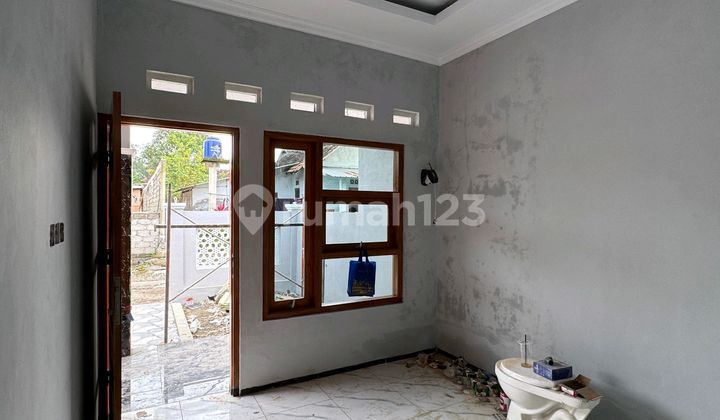 For Sale: Move-in Ready House in a Highly Strategic Location 2