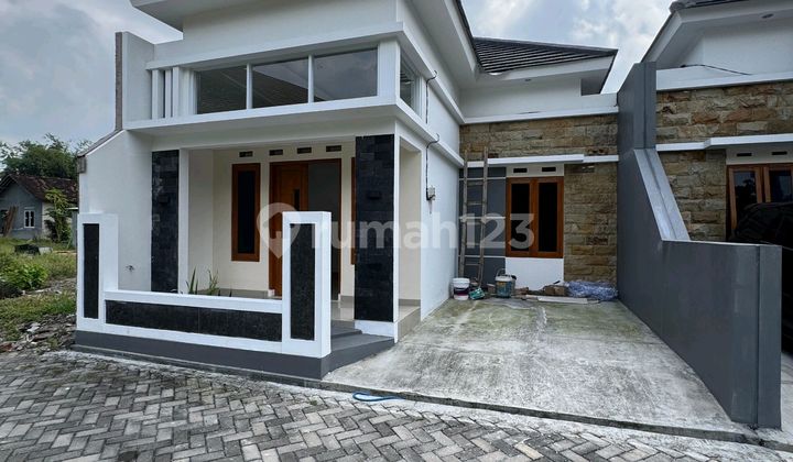 Dijual Rumah Siap Huni Lokasi Sangat Strategis Dijual Rumah Siap Huni Lokasi Sangat Strategis