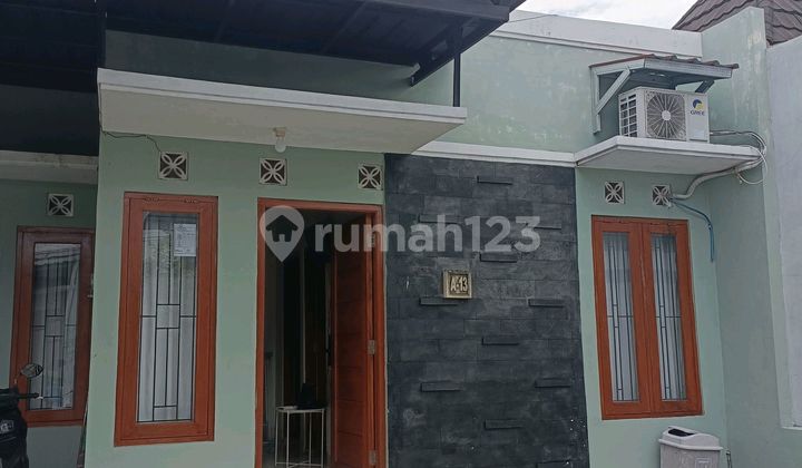For Sale Beautiful House Very Strategic Location