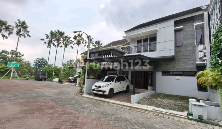 Dijual Rumah Mewah Lokasi Sangat Straregis 2