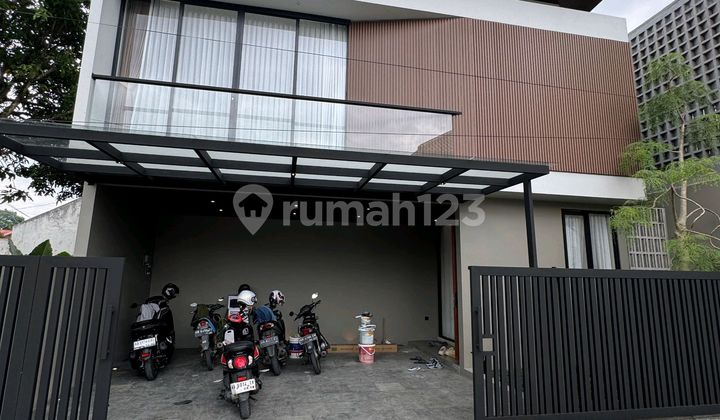 Dijual Rumah Mewah Siap Bangun Lokasi Sangat Strategis Dijual Rumah Mewah Siap Bangun Lokasi Sangat Strategis