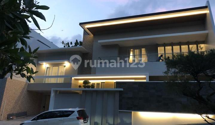 3 Bedrooms + 3 Bathrooms+1 Semi-Furnished, Ready-to-Occupy House at Palm Hill-D 1