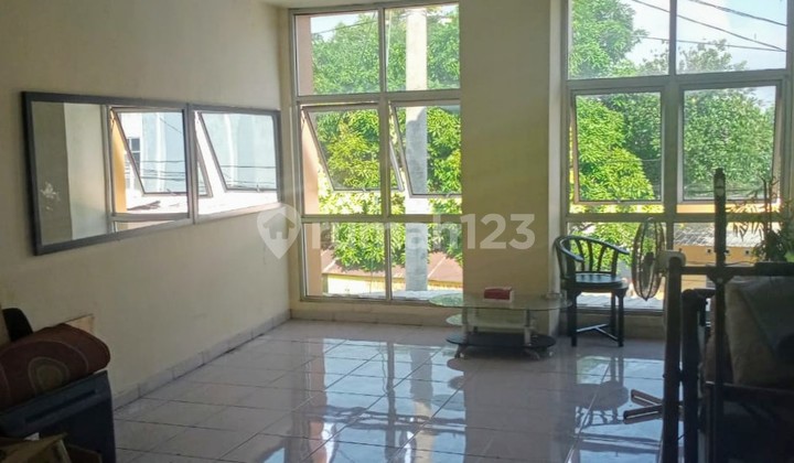 Ruko Dua Lantai Pinggir Jalan Strategis Pembayaran Fleksibel 2