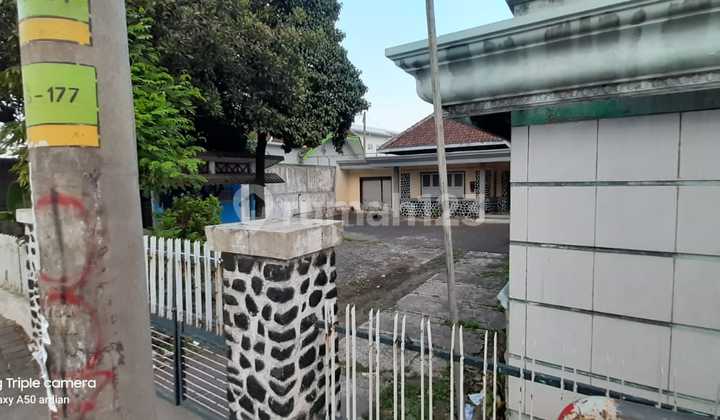 Tanah Hook Strategis Pinggir Jalan Utama Dekat Jalan Toll 1