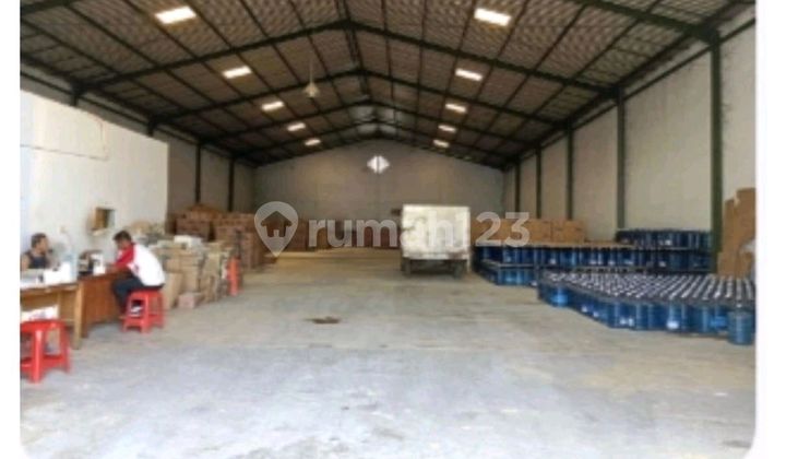 Disewakan Gudang di Gatsu Halaman Parkir Luas Jalan Lebar 2 Jalur 1