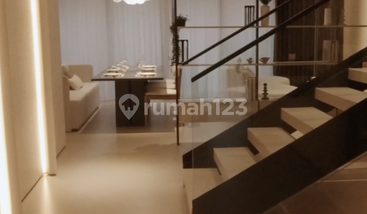 RUMAH DUA LANTAI Type Greenwich Hill Dekat DONBOSCO, UNDIP, TOLL 1