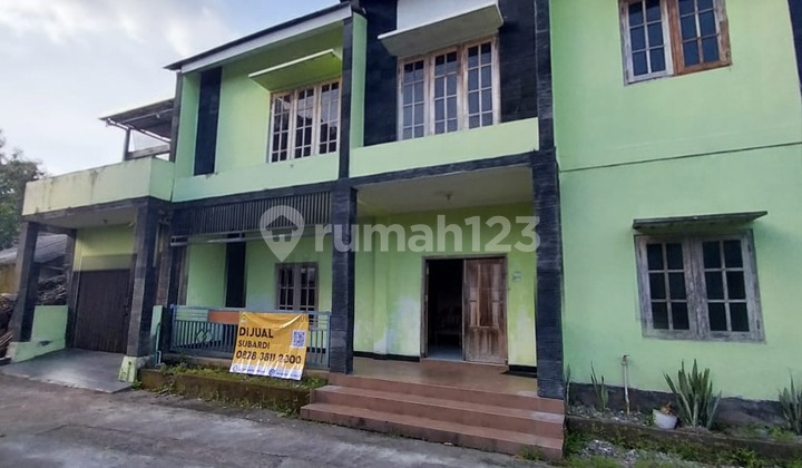 Dijual Murah Rumah 3 Lantai Siap Huni Lokasi Strategis Sleman 2