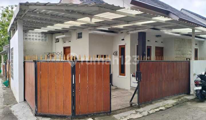 Rumah di Perumahan Pesona, Tamantirto, Kasihan, Bantul, Jogja