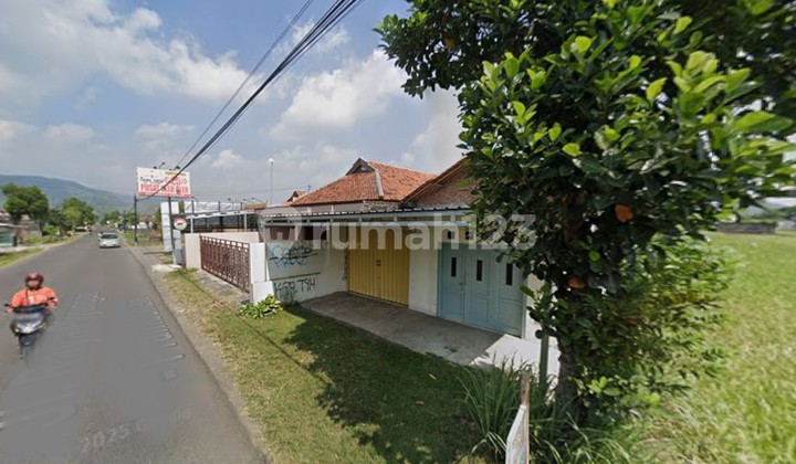 Rumah Luas di Jalan Piyungan-Prambanan Km 1, Munggur, Srimartani, Piyungan, Bantul 2