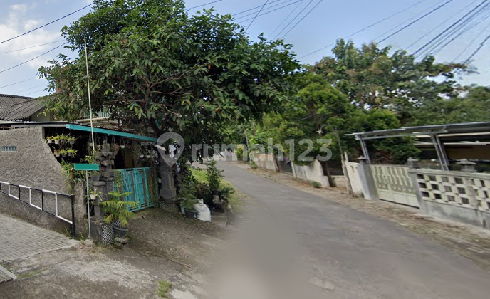 For Sale Cheapest Auction Asset in Godean! Spacious 140 M2 House Near Major Public Facilities 2