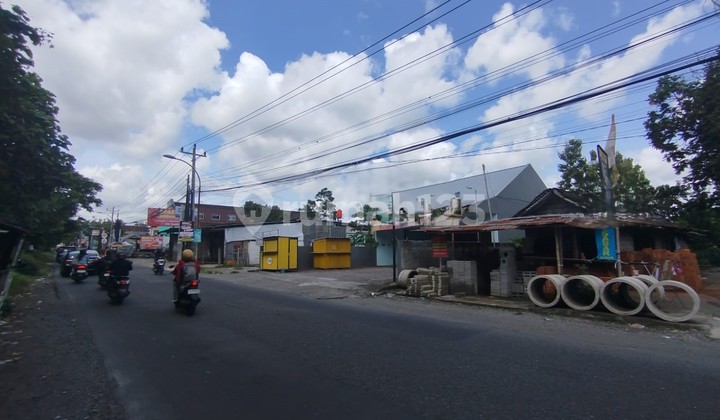 Dijual Tanah Dekat Stadion Maguwoharjo Cocok untuk Ruang Usaha Dijual Tanah Dekat Stadion Maguwoharjo Cocok untuk Ruang Usaha