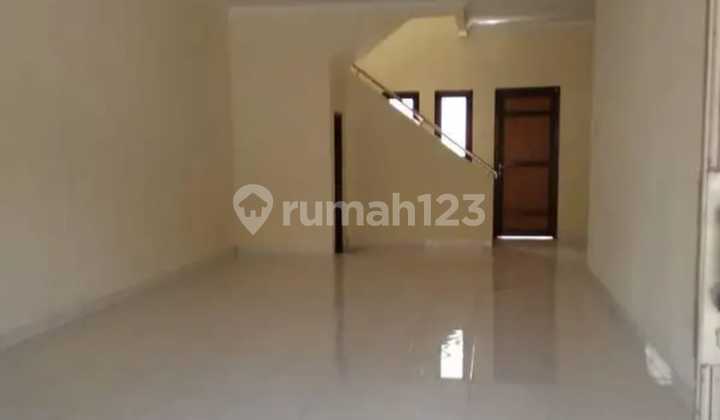 Shop House in Puri Gardenia, Bangunjiwo, Kasihan, Bantul 2