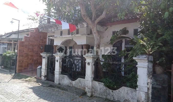 Rumah 2 Lantai Nyaman di Sleman Hanya 20 Menit ke Tugu Jogja