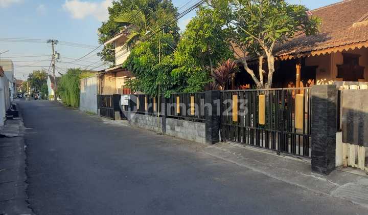 Dijual Rumah Luas di Jl Kaliurang Km 5,5 Caturtunggal Sleman Dijual Rumah Luas di Jl Kaliurang Km 5,5 Caturtunggal Sleman