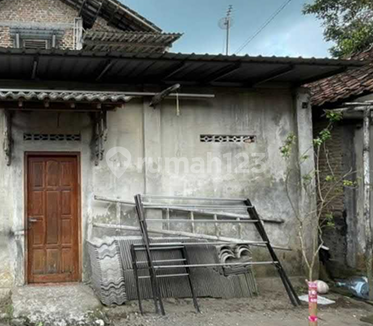 For Sale Auction Asset House in Sleman Near Ibarbo Park & Sleman Square 2