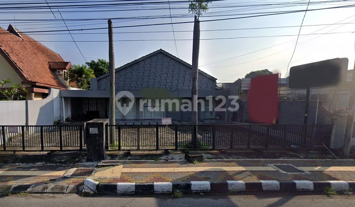 Commercial Building Suitable for Business and Restaurant, Klitren, Gondokusuman, Yogyakarta