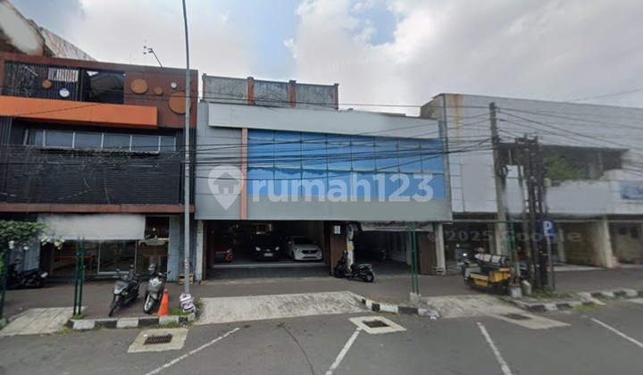 Shop House in the Banking Area, Gowongan, Jetis, Jogja