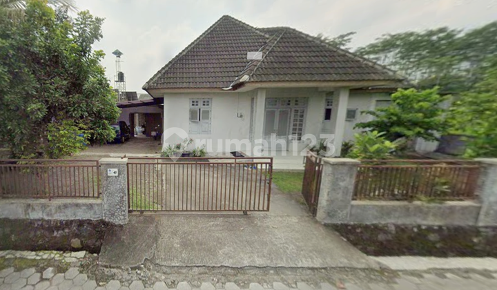 Dijual Hunian Eksklusif dengan Halaman Super Luas di Jantung Kab Sleman