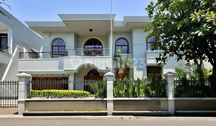 Rumah Kedoya Baru Hadap Timur Ngantong Besar Dalam Jarang Ada Rumah Kedoya Baru Hadap Timur Ngantong Besar Dalam Jarang Ada