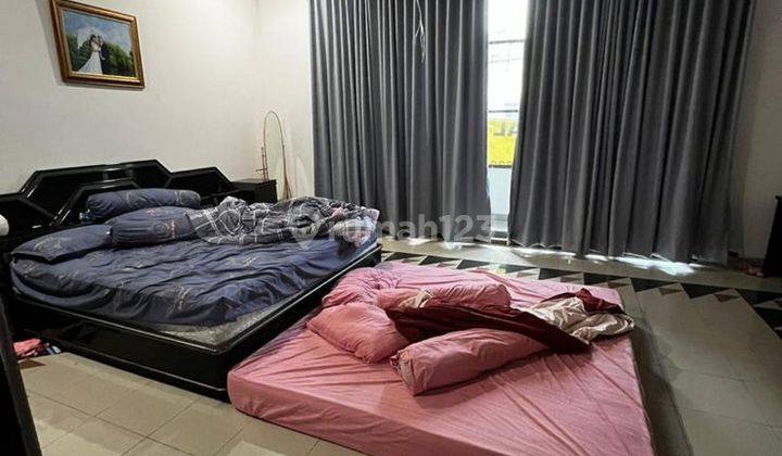 Rumah Bagus Furnished SHM Kembangan Baru, Jakarta Barat 2